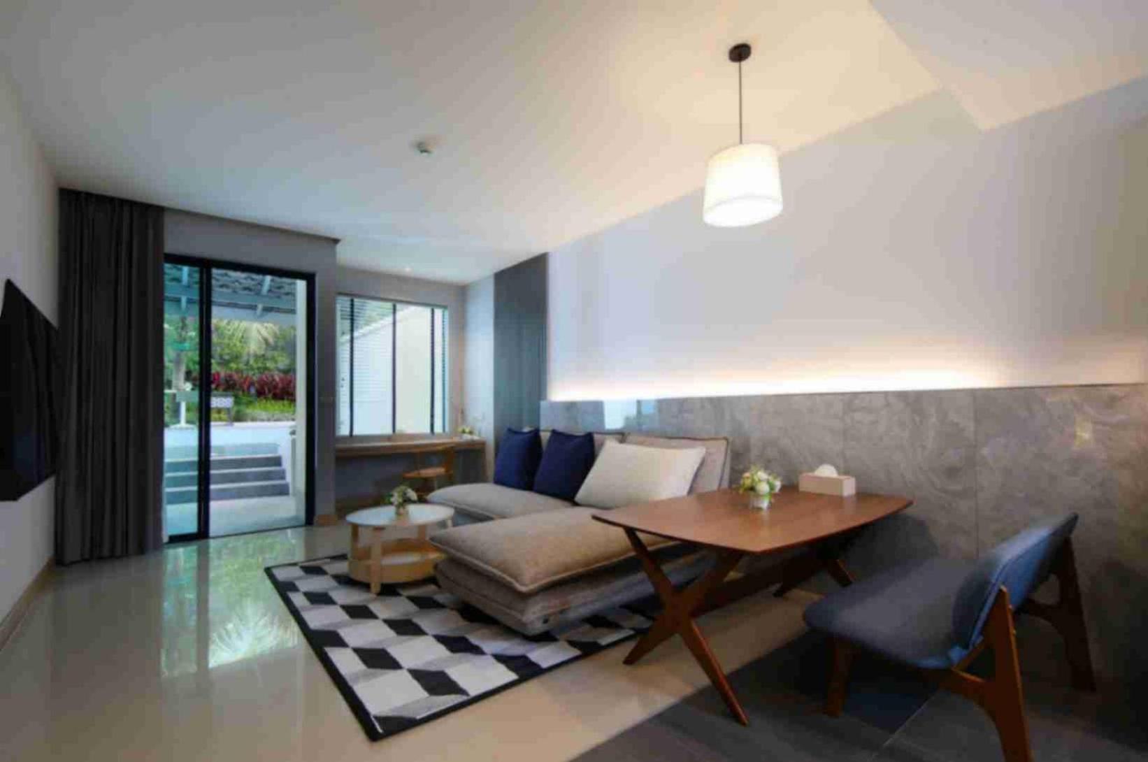 Hotel Craft & Villas, Town