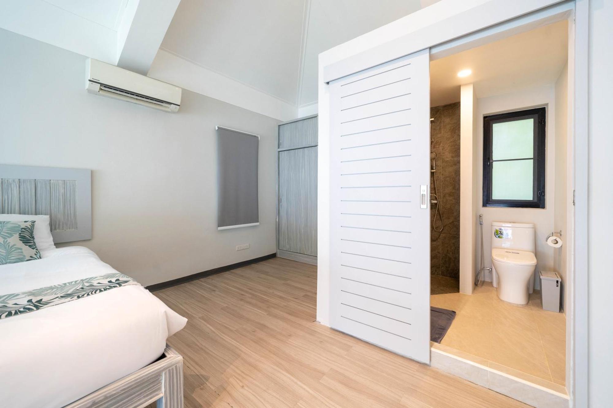 Sanook Dream Nai Harn Villa Rawai