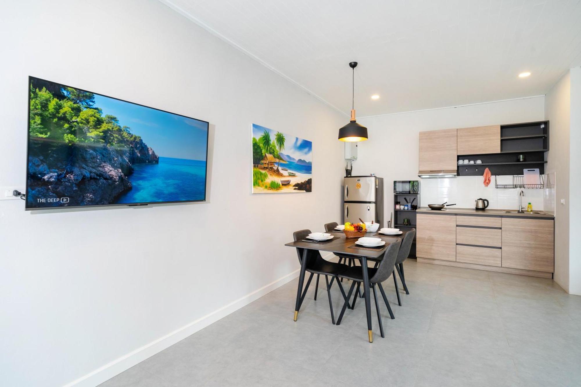 Sanook Dream Nai Harn Villa
