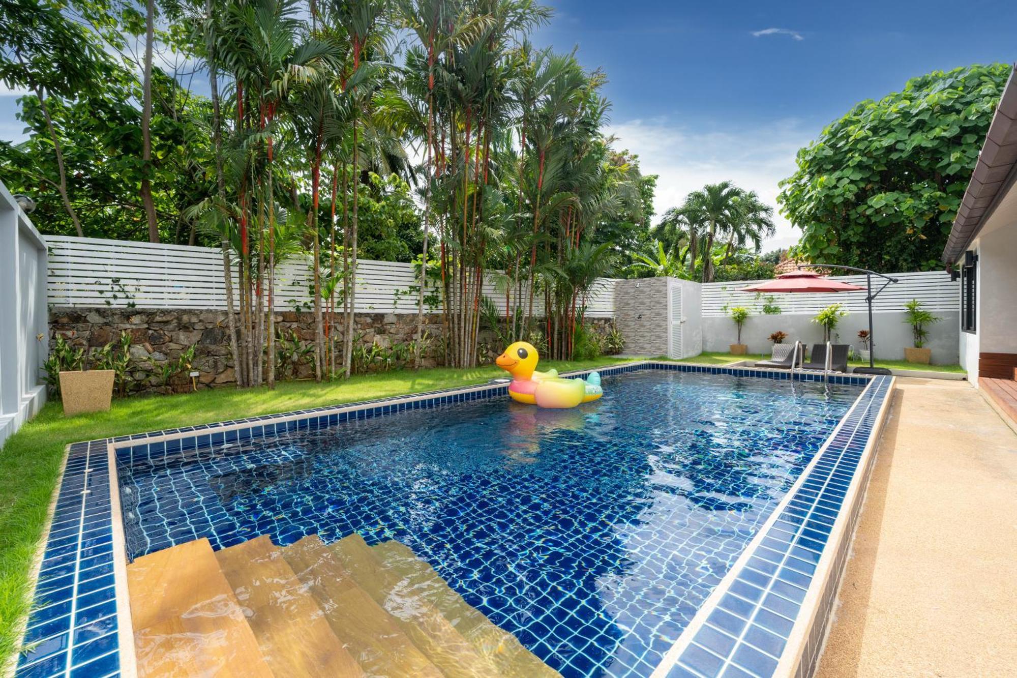 Villa Sanook Dream Nai Harn Rawai