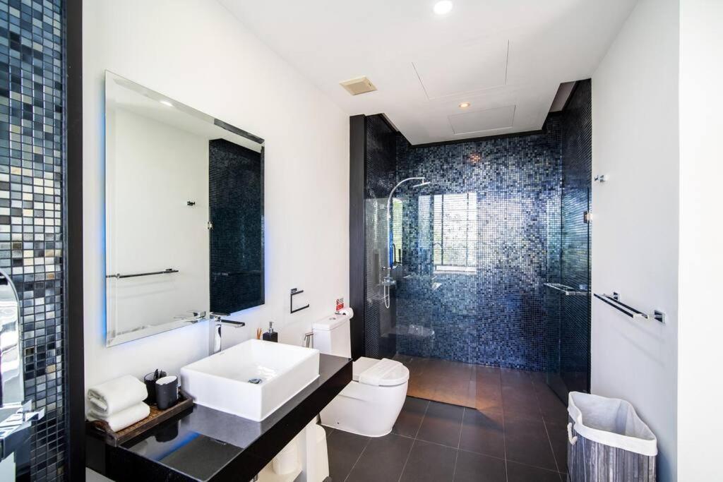 Villa Kamala Seaview Moon Shadow 6 Bedroom,w/chef