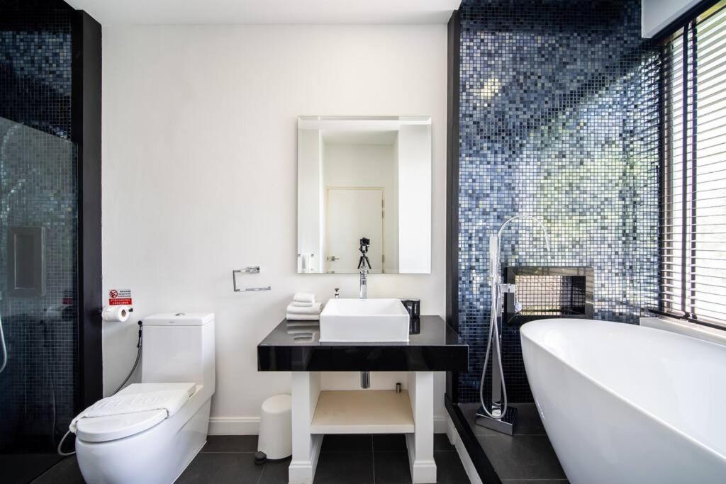 Kamala Seaview Moon Shadow 6 Bedroom,w/chef Villa *