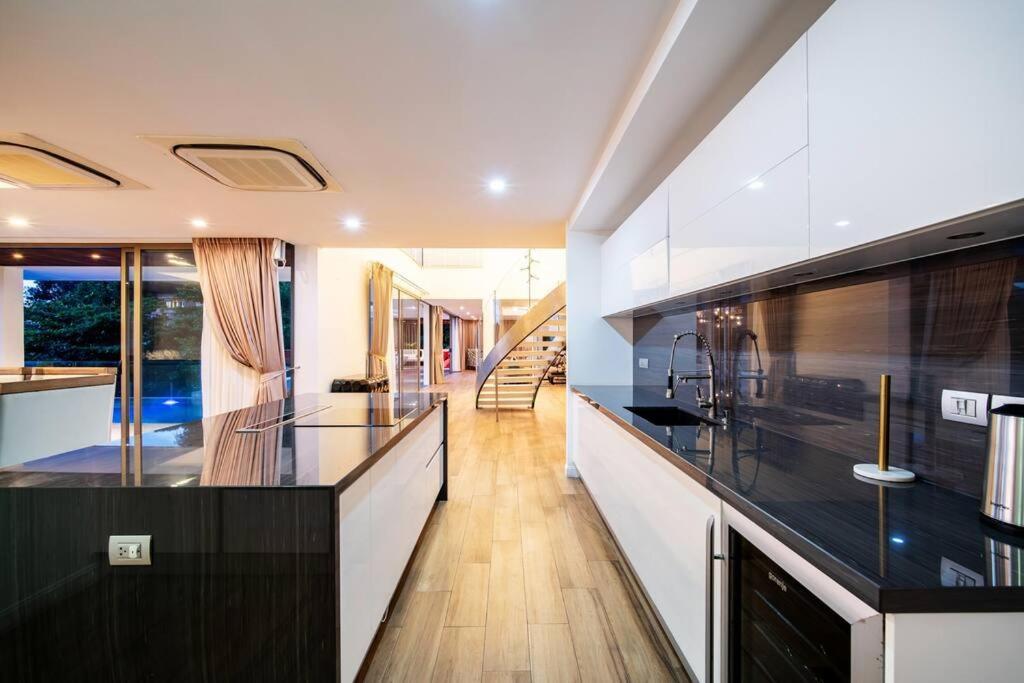 Villa Kamala Seaview Moon Shadow 6 Bedroom,w/chef Ban Nakhale