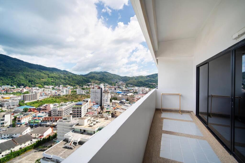 Tower Deluxe Seaview 2br1901 Apartment
