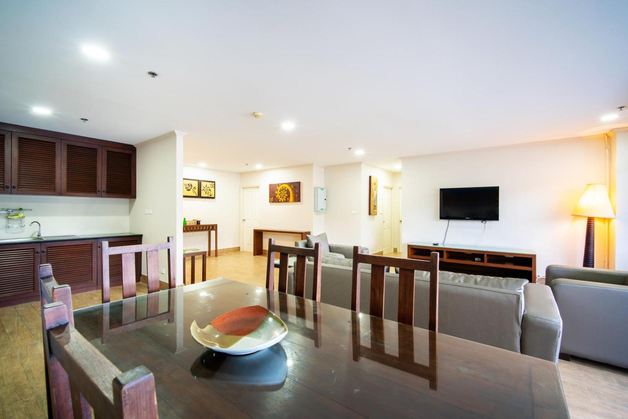 Tower Deluxe Seaview 2br1901 * Patong
