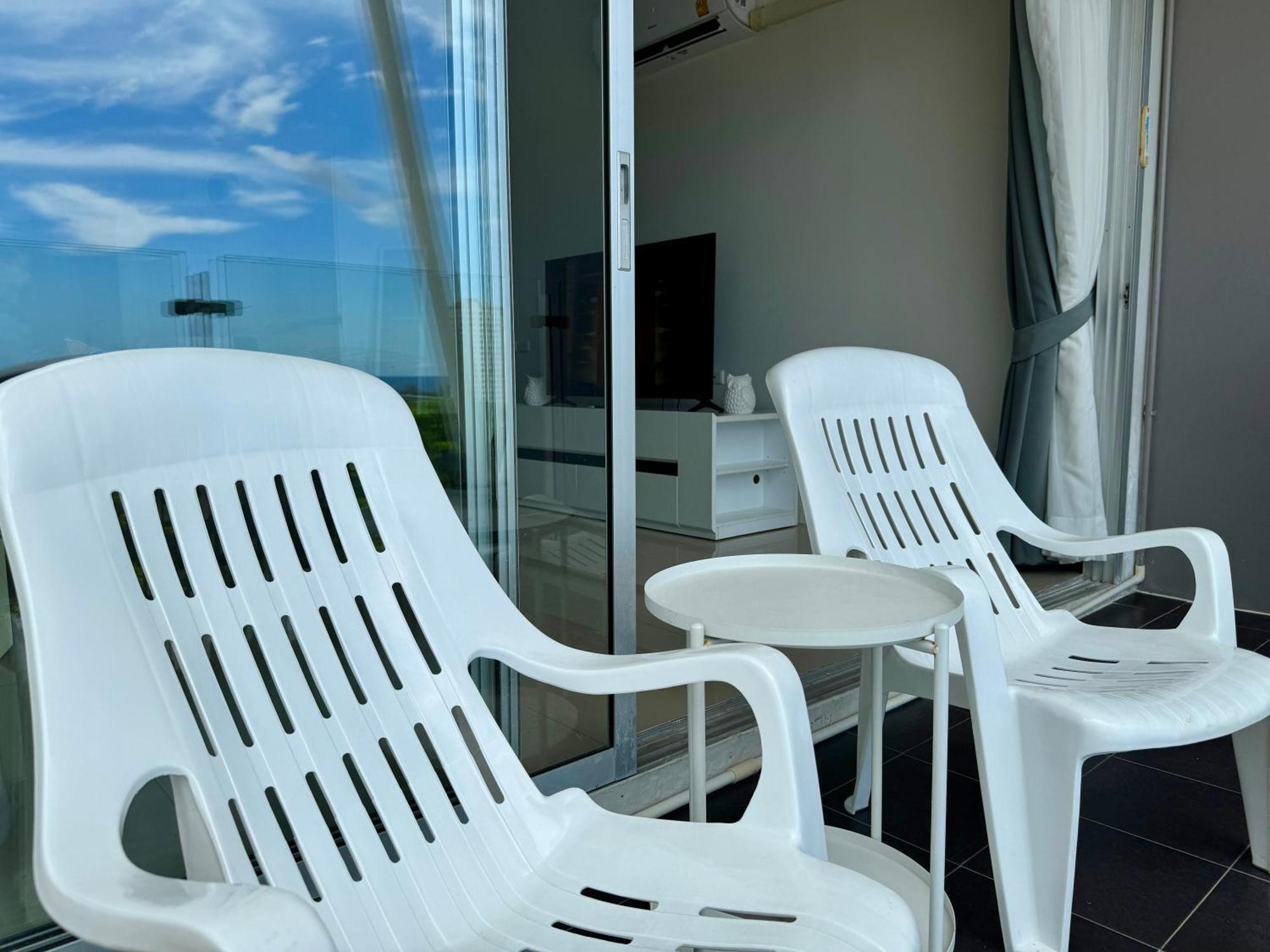 Sea View At Chic Condo, Pangsapuri Karon