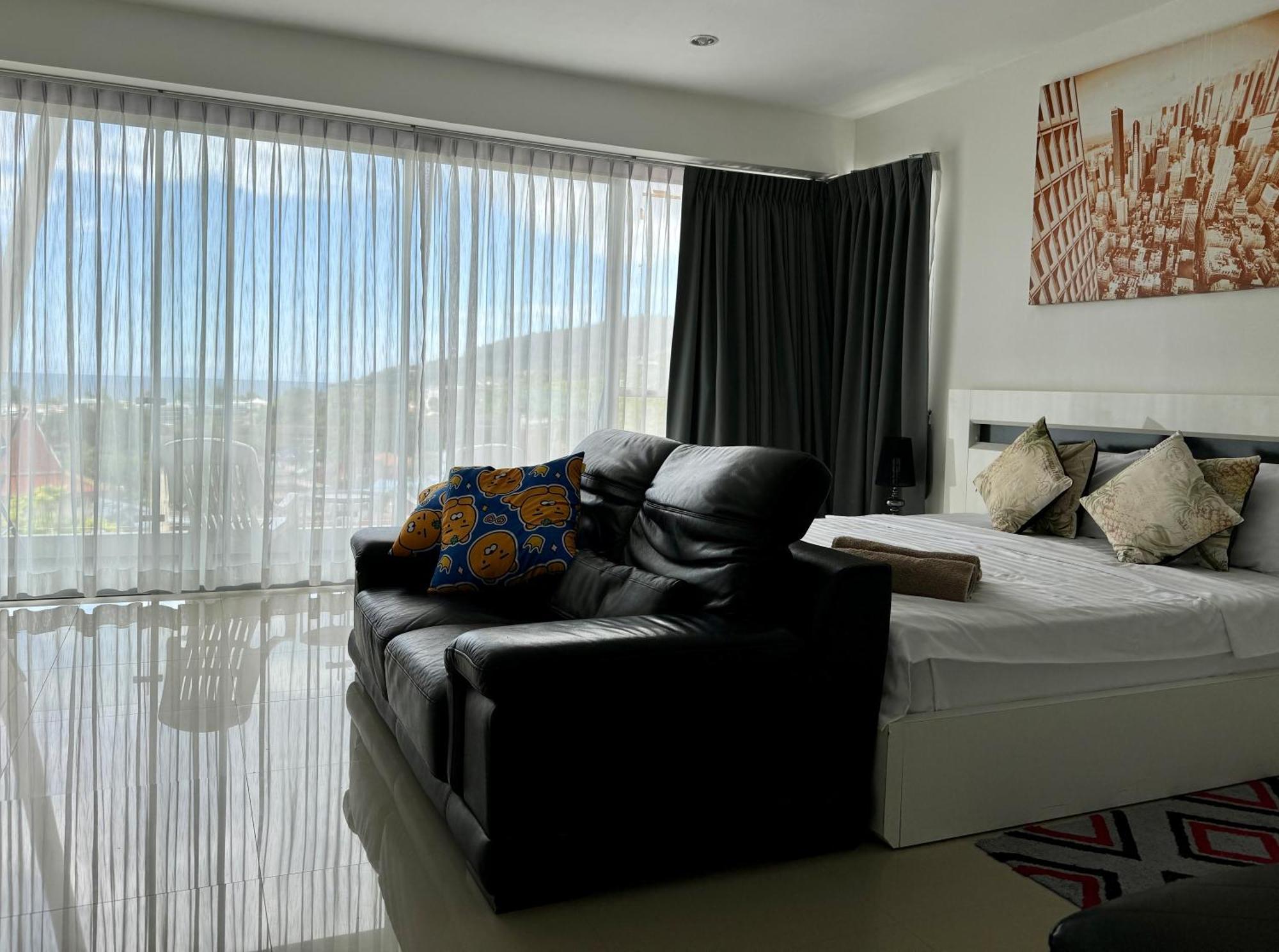 Sea View At Chic Condo, Pangsapuri Karon