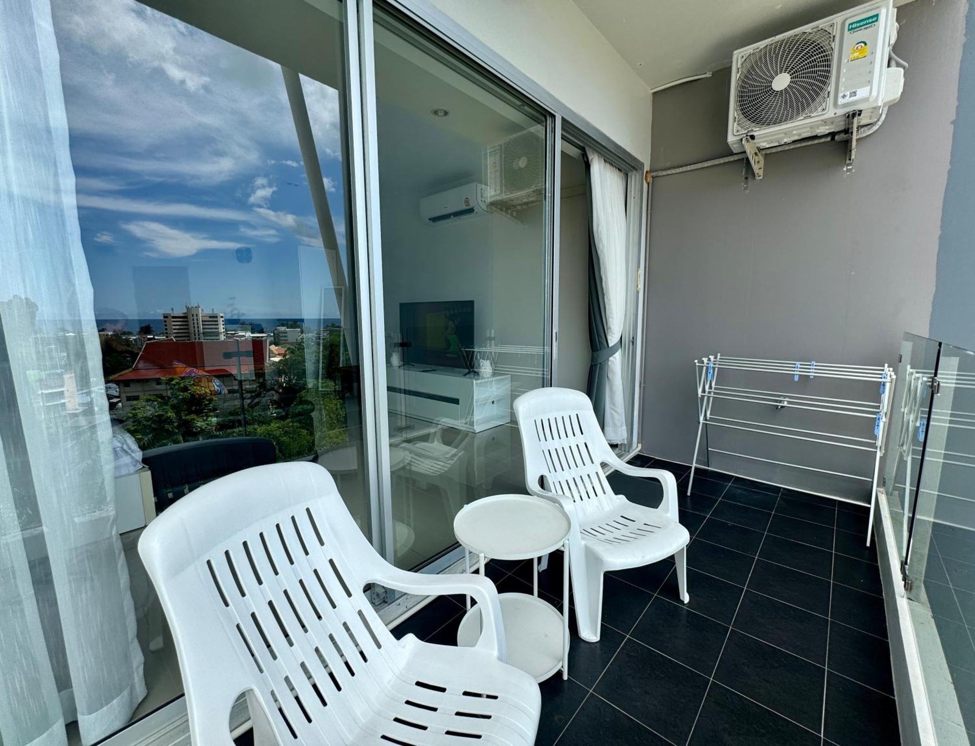 Sea View At Chic Condo, Pangsapuri Karon