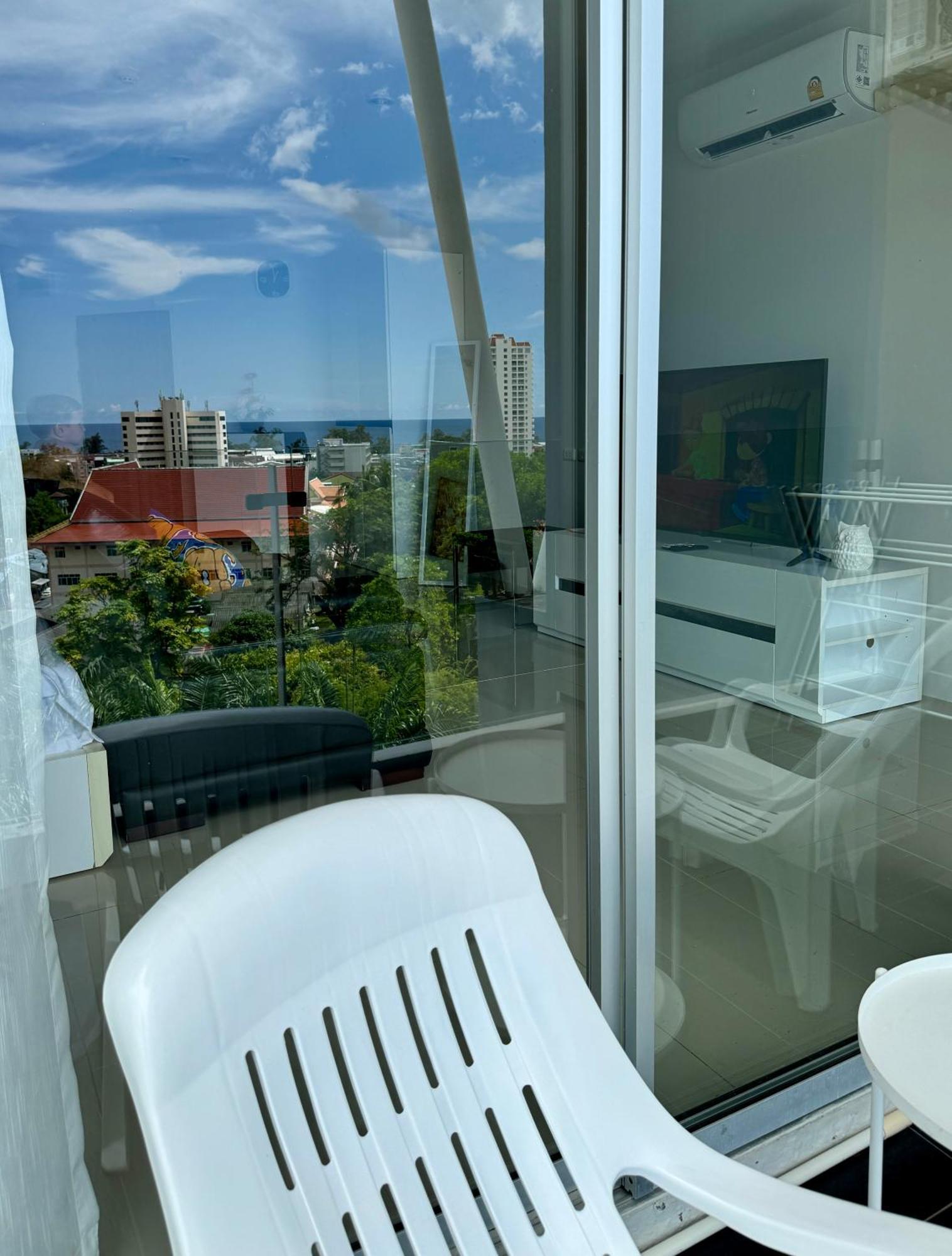Pangsapuri Sea View At Chic Condo, *