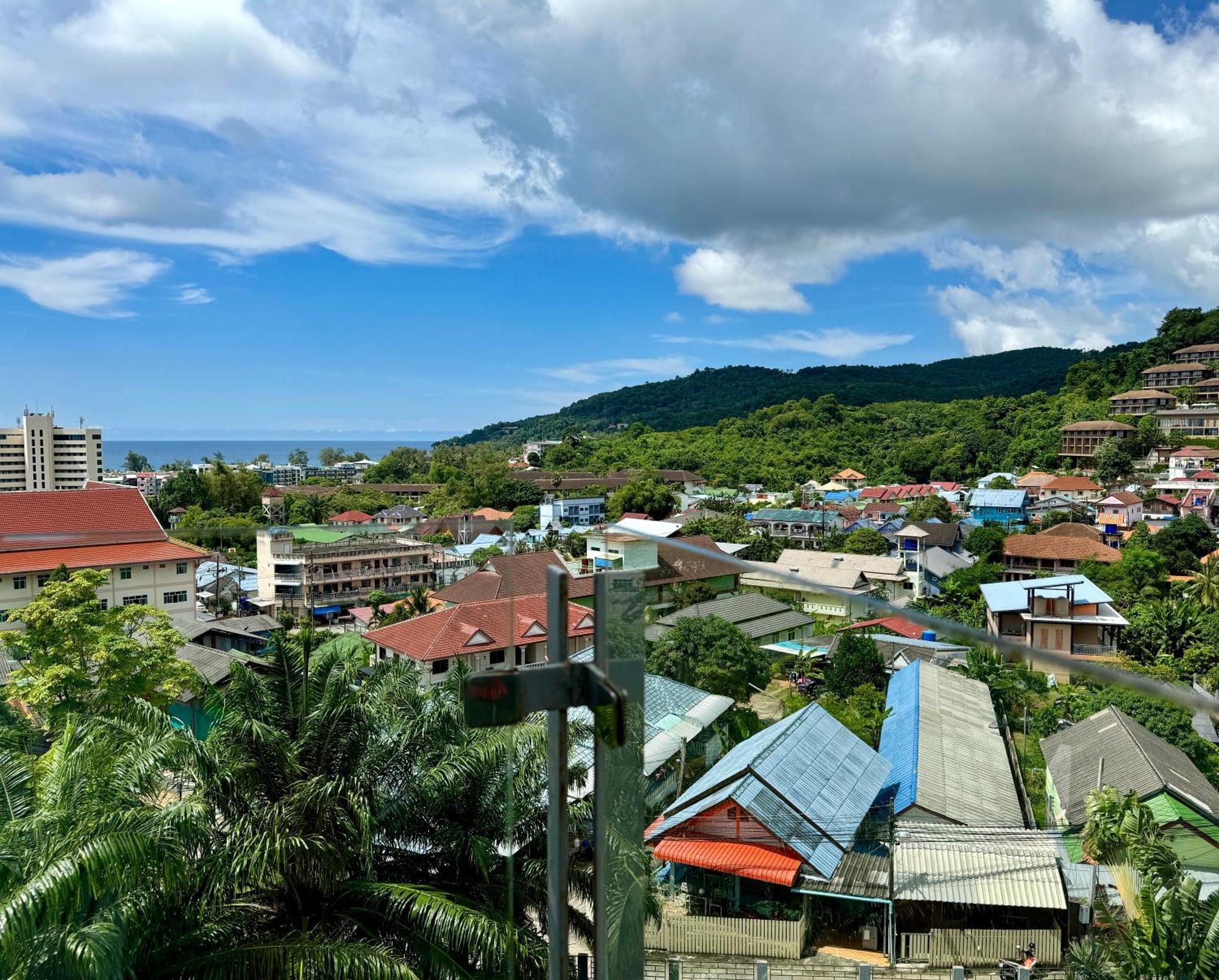 Sea View At Chic Condo, Pangsapuri Karon