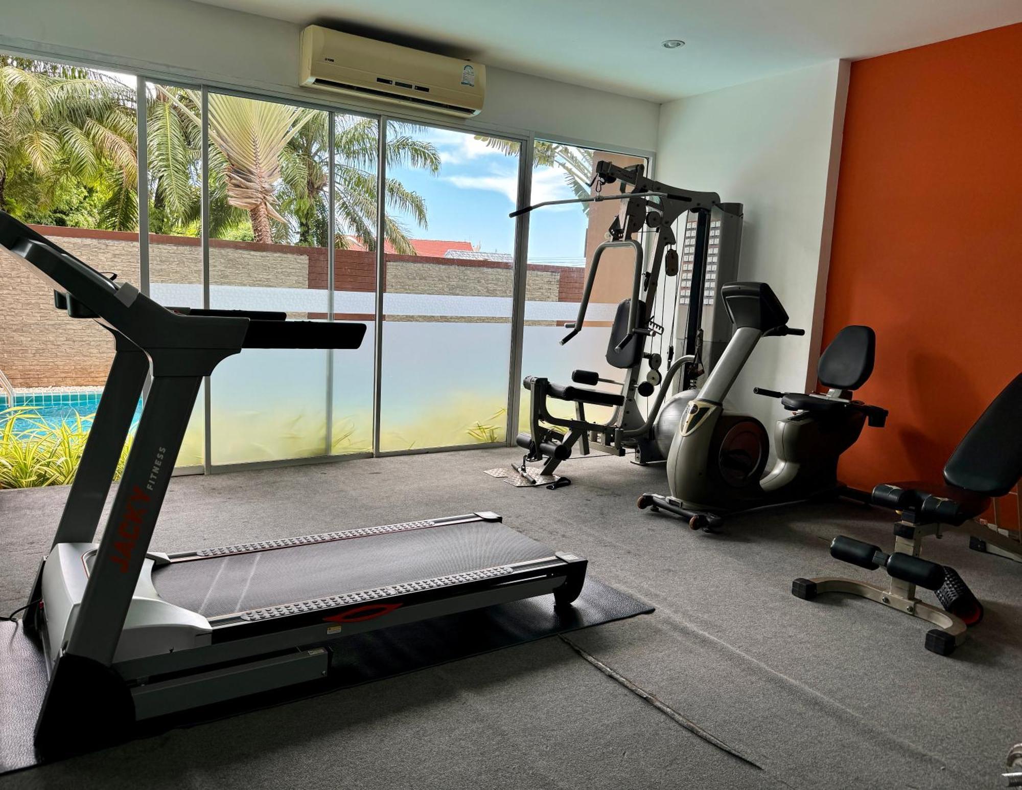 Pangsapuri Sea View At Chic Condo, *