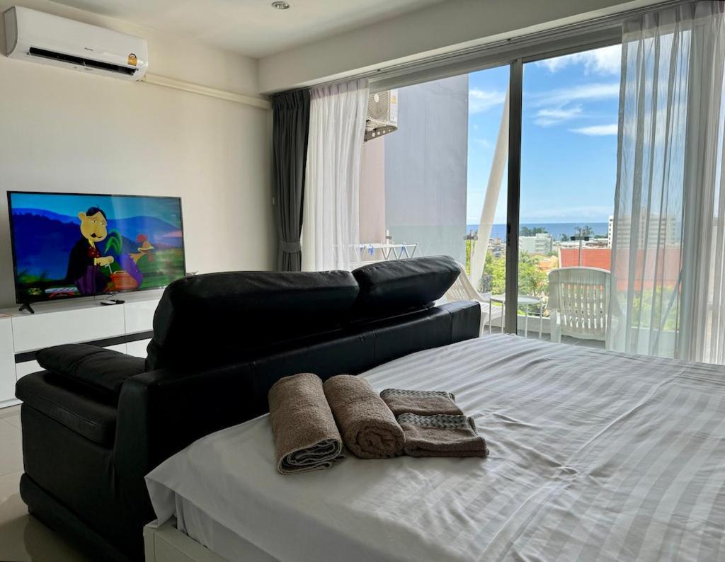 Sea View At Chic Condo, Pangsapuri