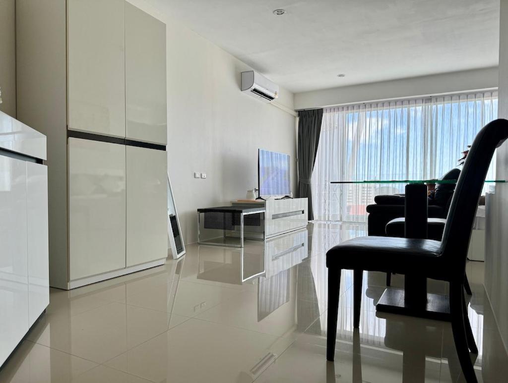 Sea View At Chic Condo, * Karon