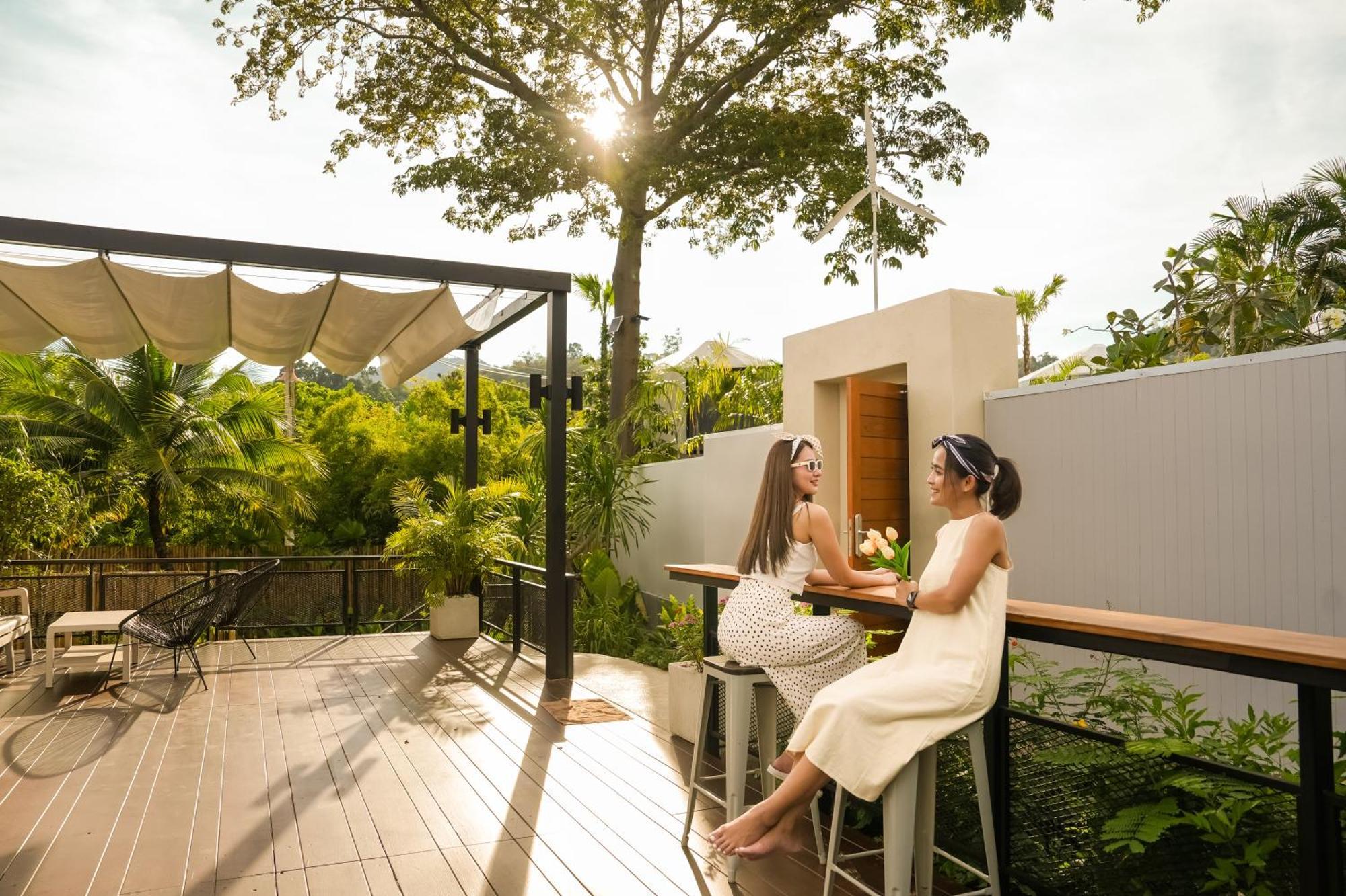 Hotel Le And Rawai
