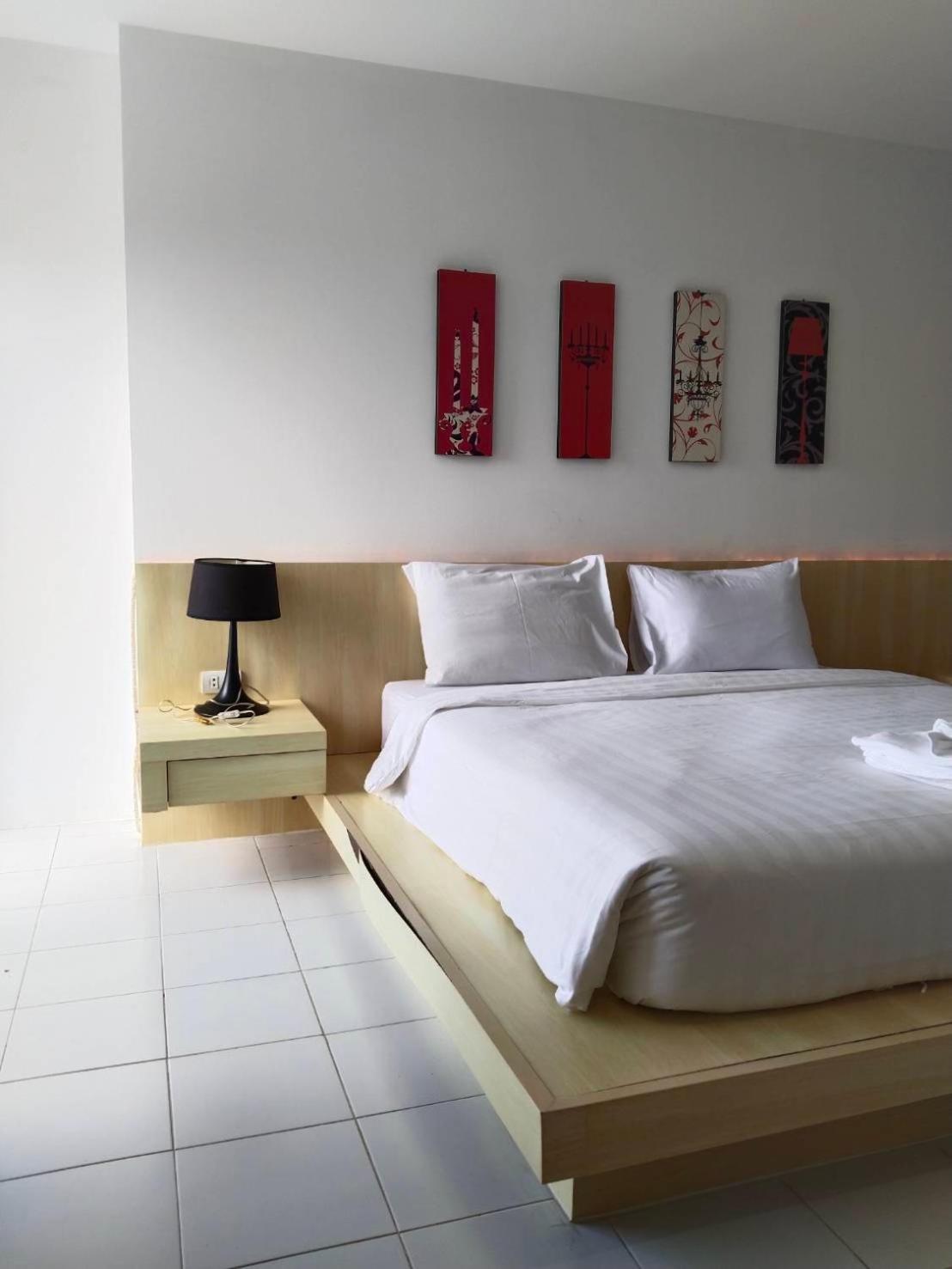 Urban 3*