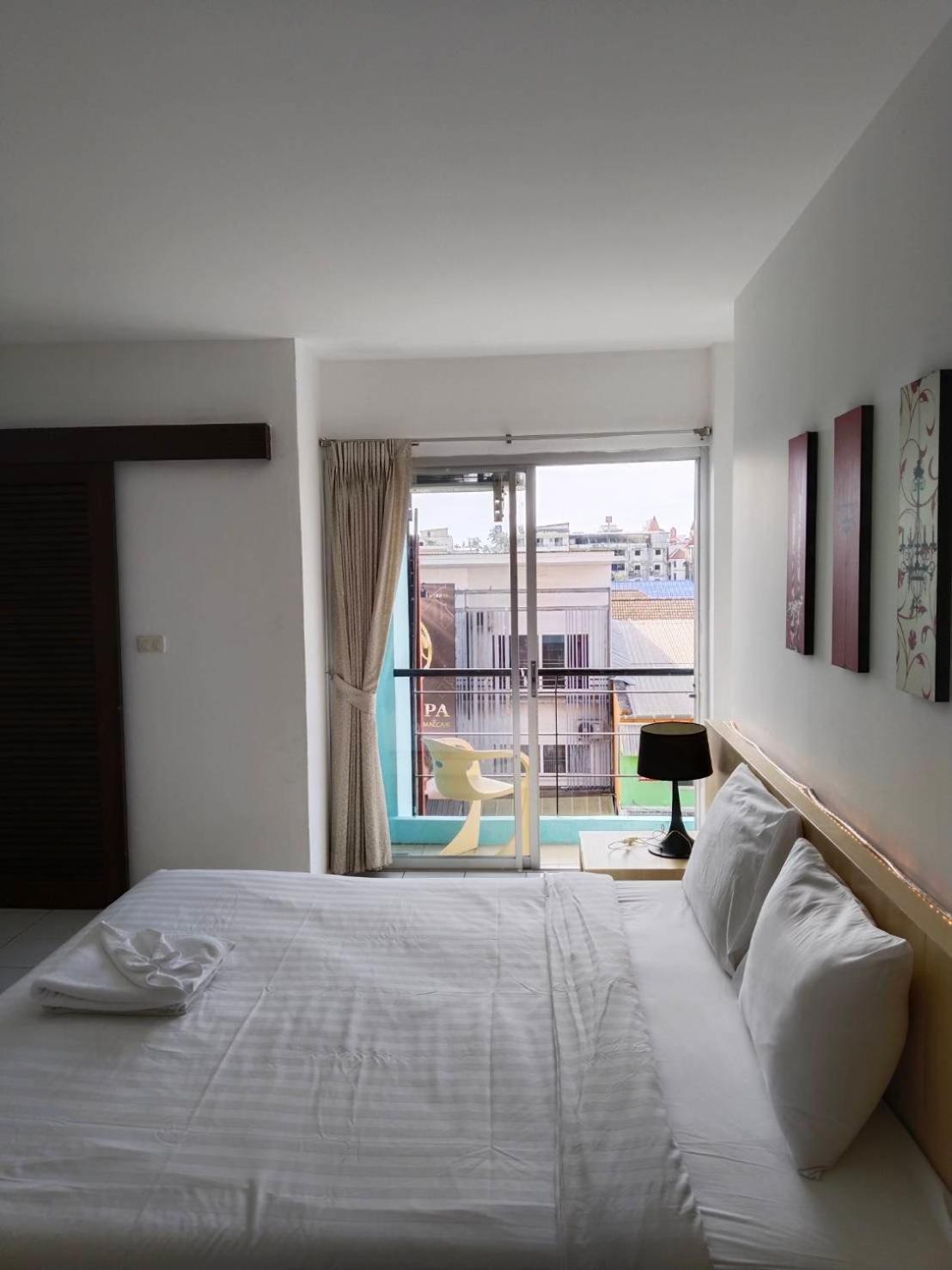 Urban Hotel 3*
