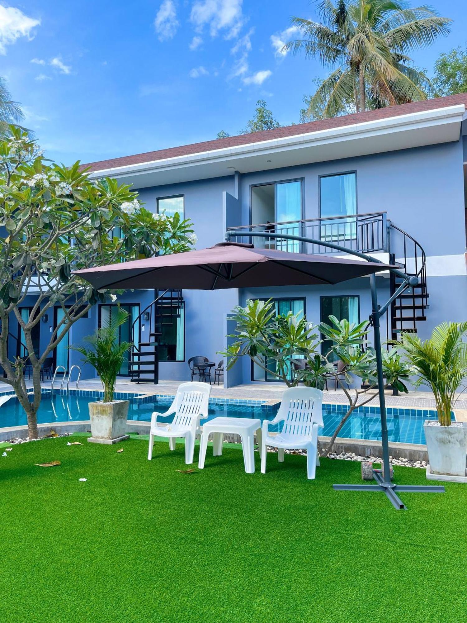 Natthawan Pool Access Hotel 3*
