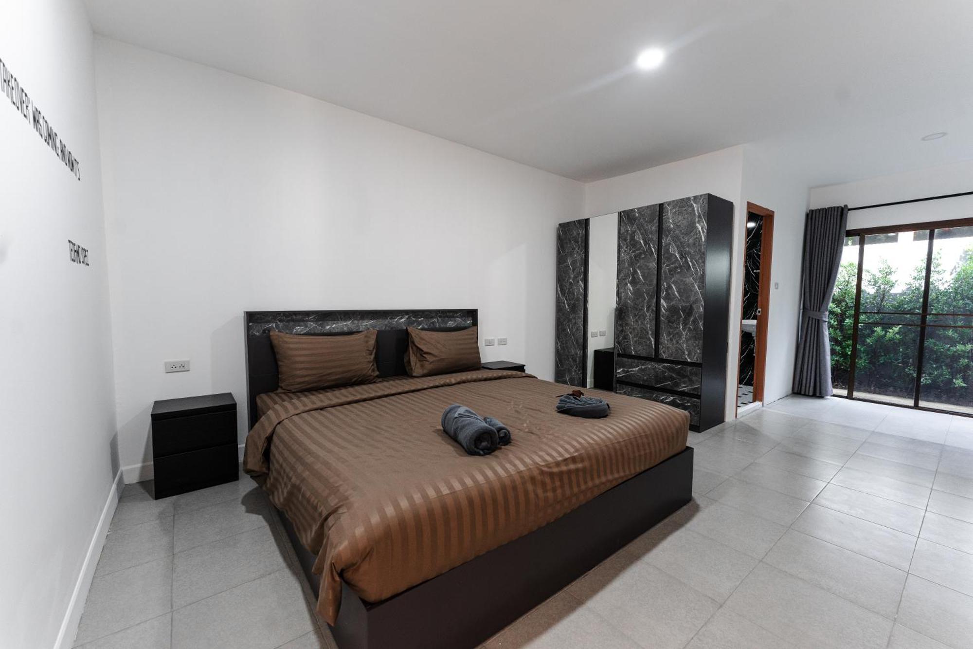 Hotel Apollo Chalong