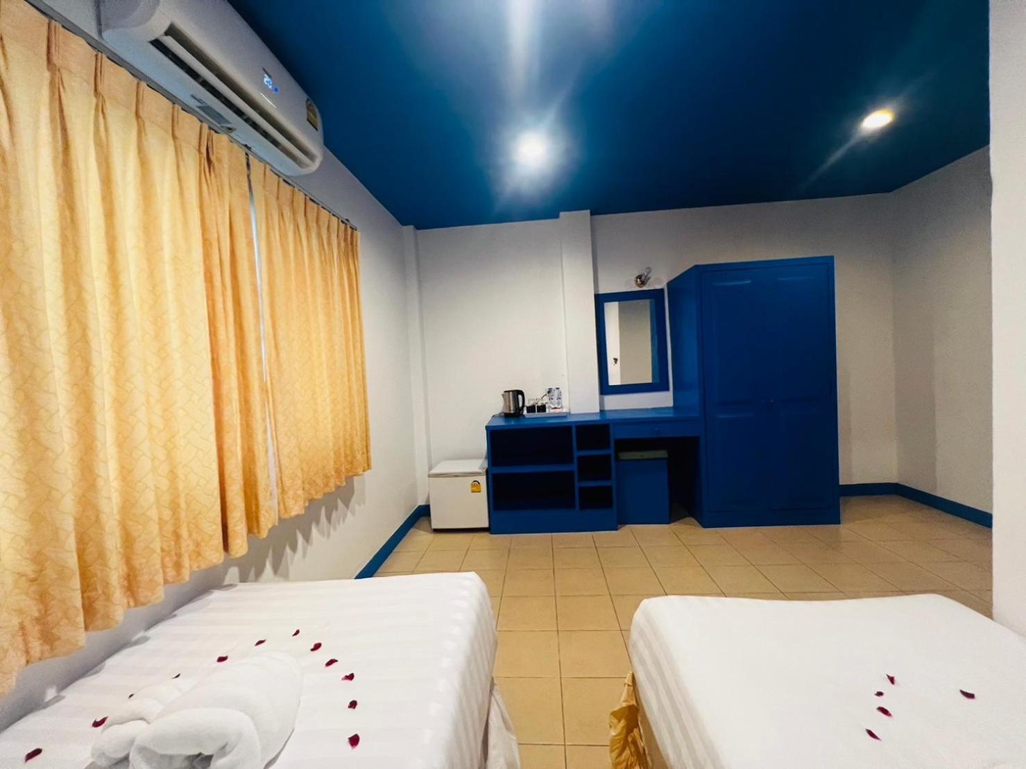 Hotel Blue Planet
