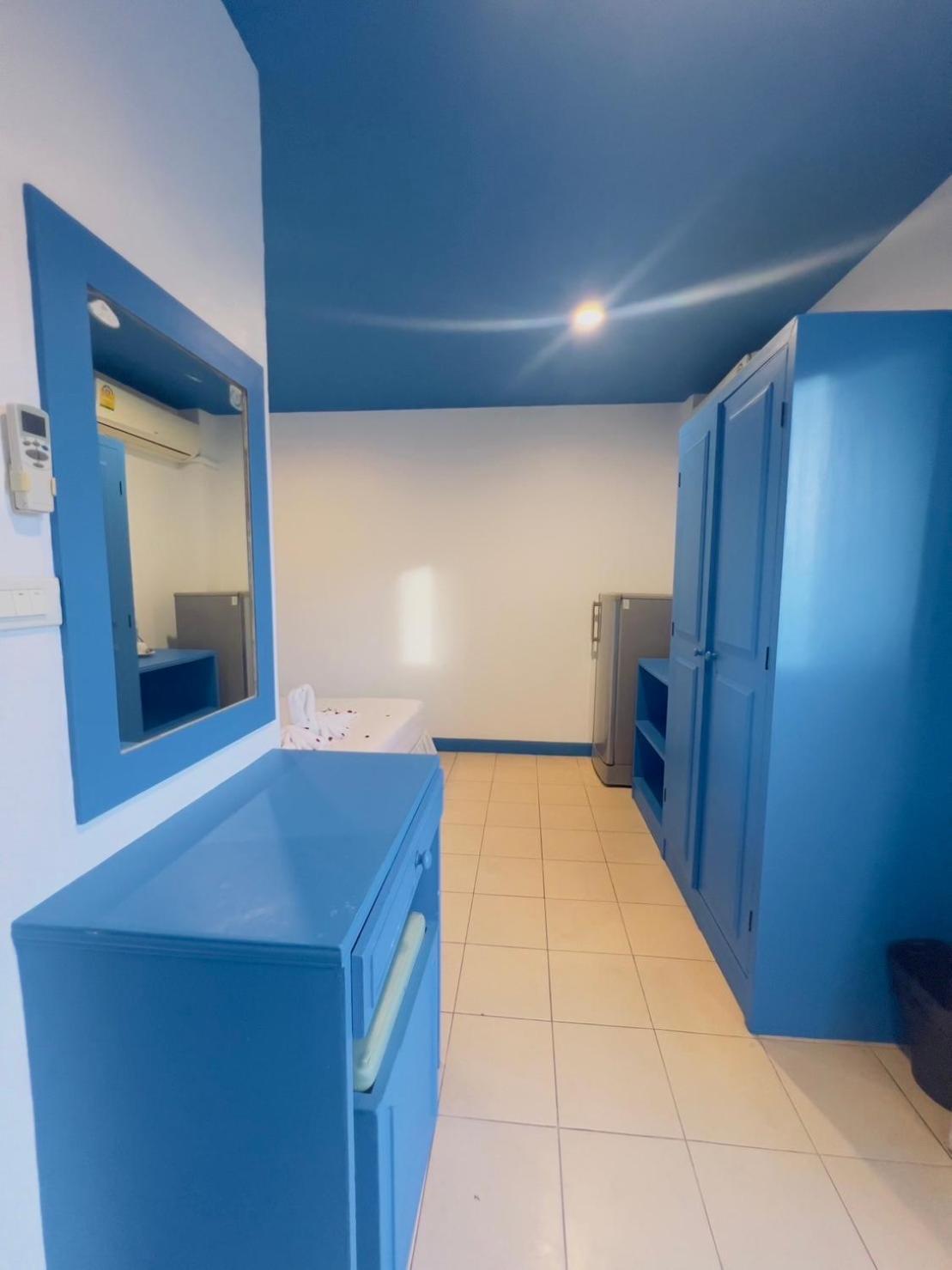 Hotel Blue Planet