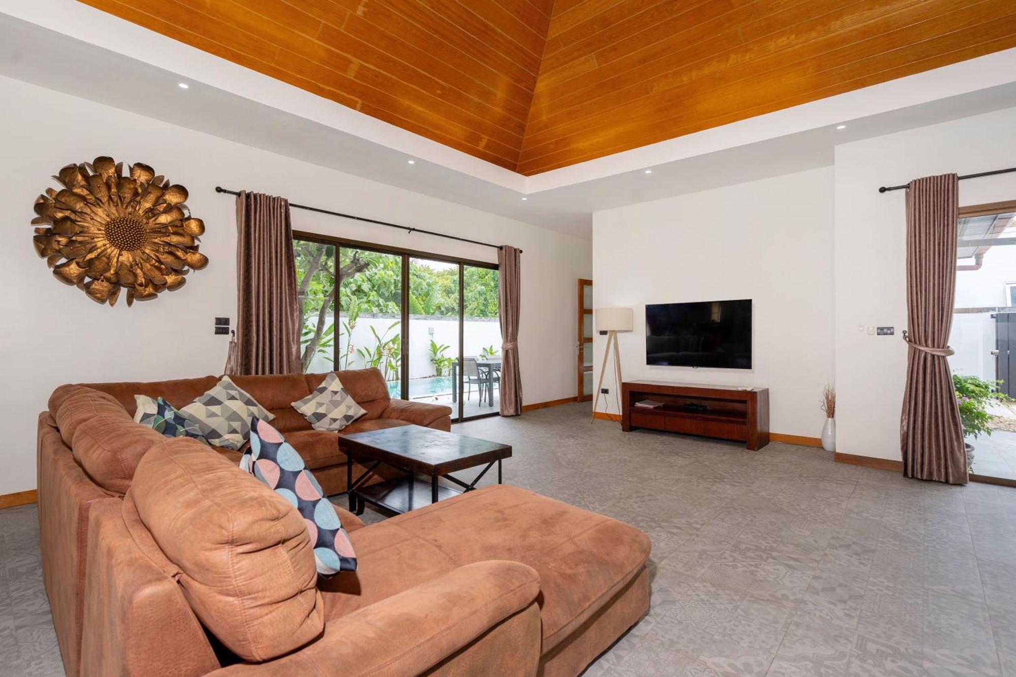 Villa Balinese Boutique Martin, 3br, Private Pool, Rawai *