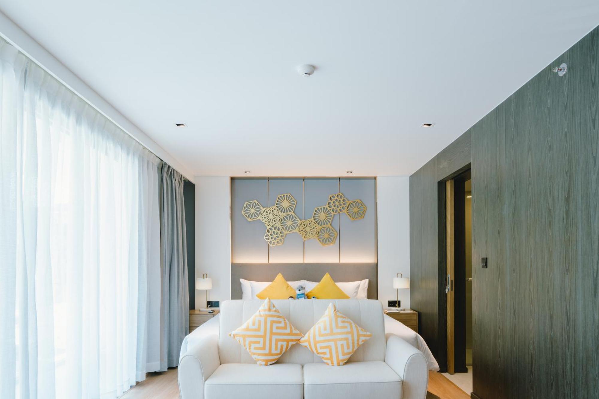 Wyndham La Phuket Hotel 5*