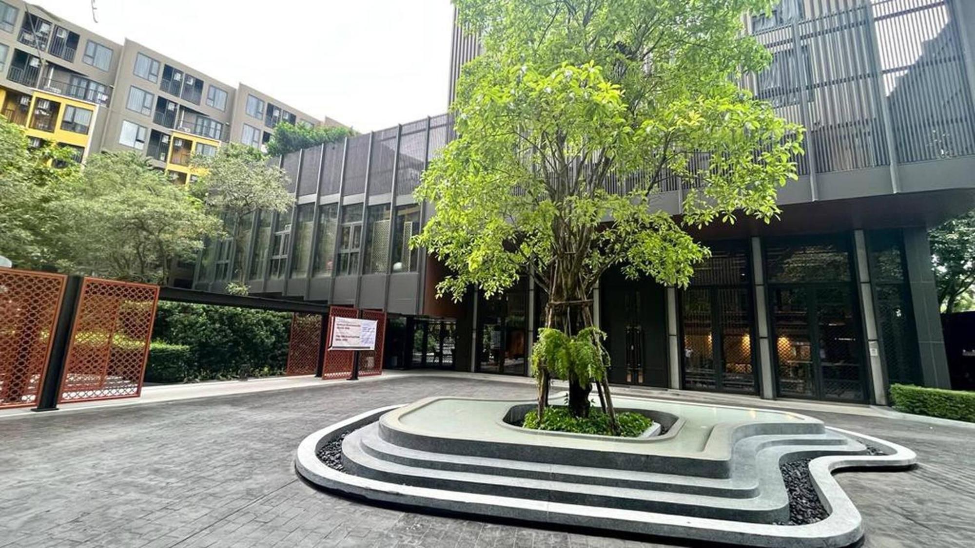 Apartment Hi-ended 28sqm Fully Furnished *