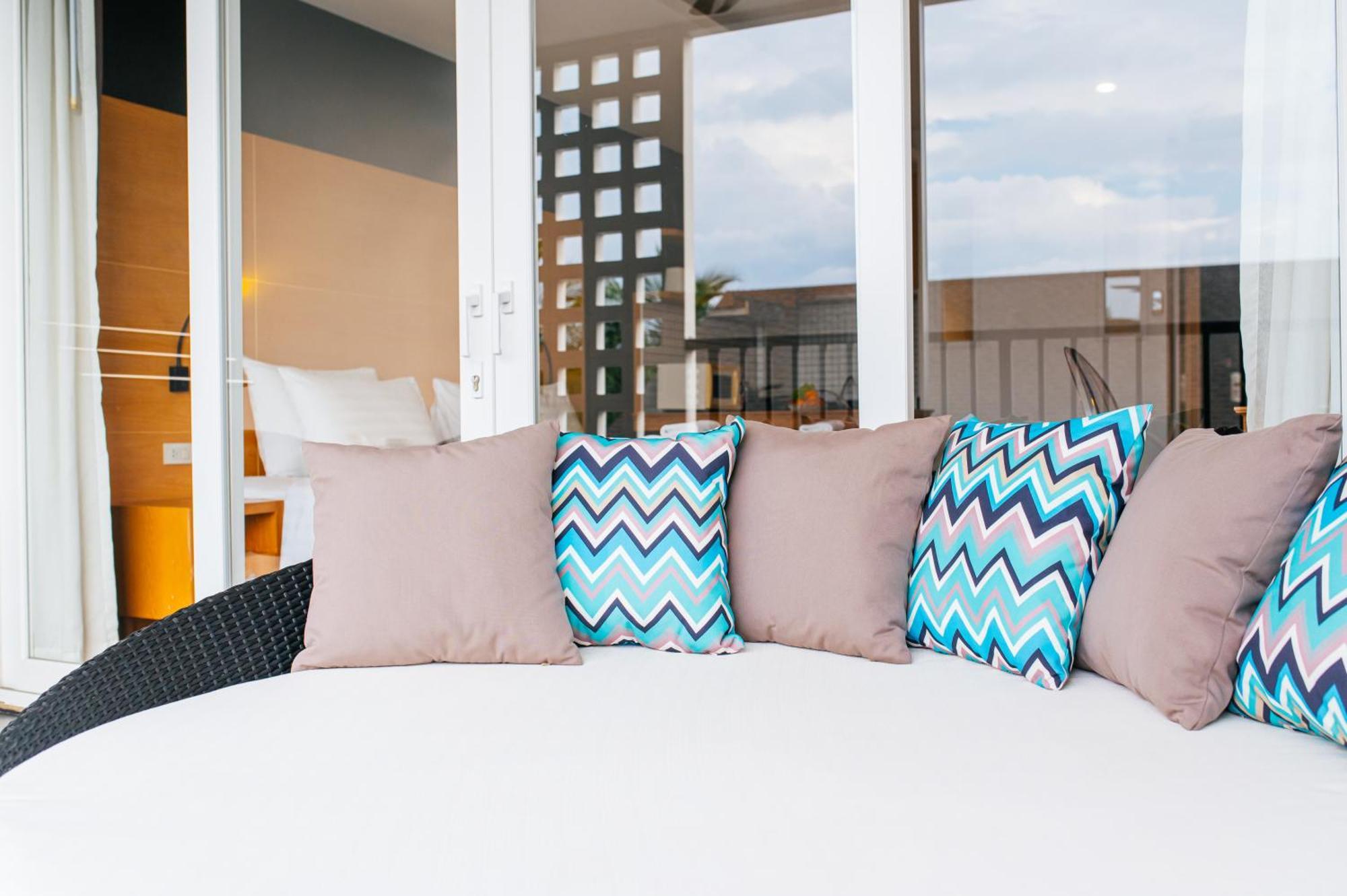 Vivace Hotel Kamala Beach