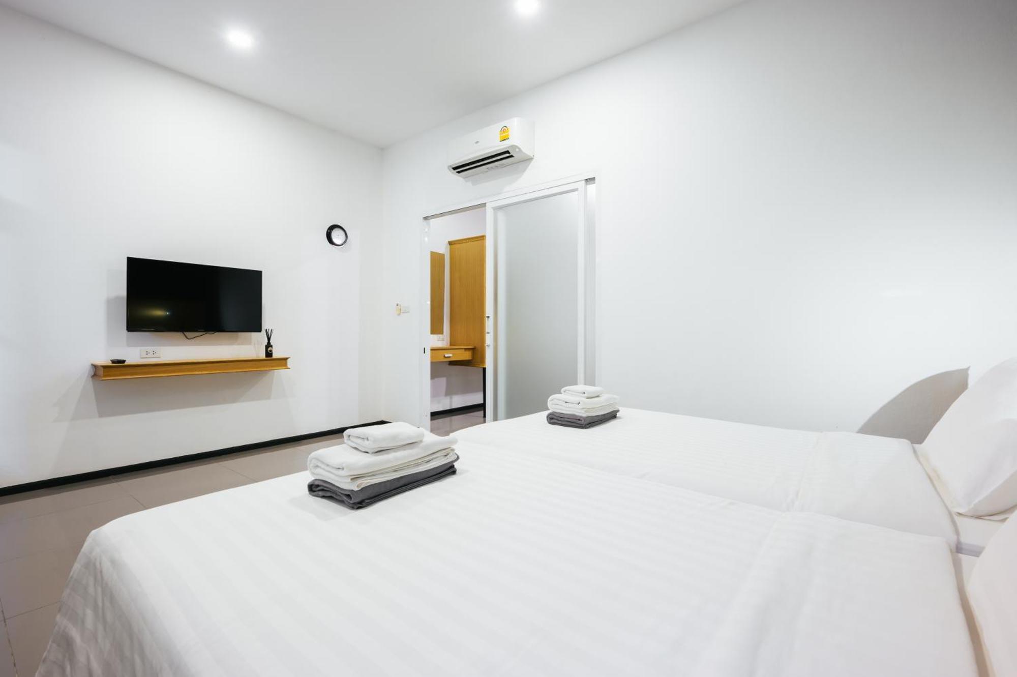 Vivace 3* Kamala Beach