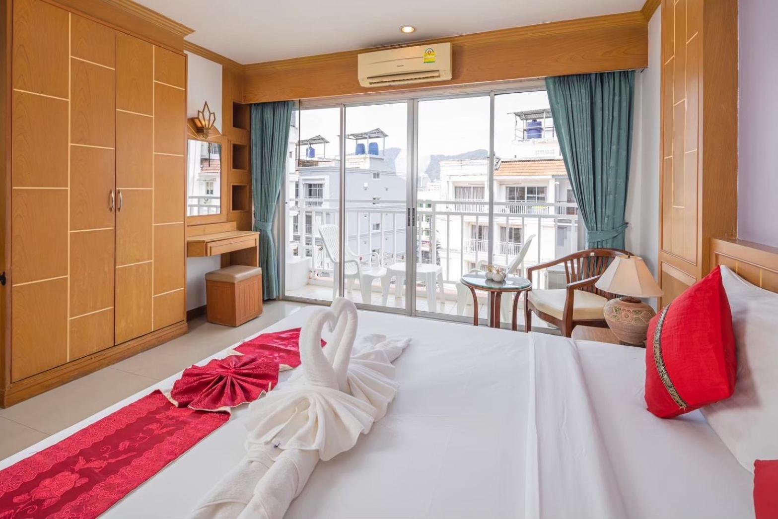 Sun Shine Appartement Patong