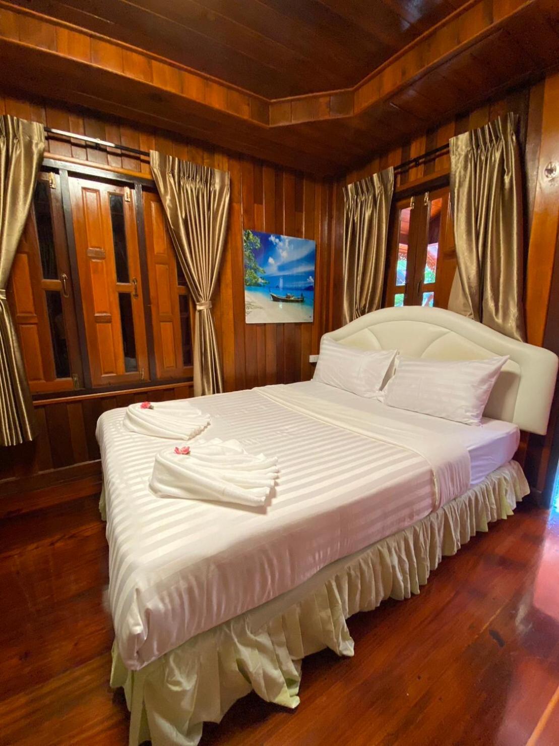 Resort Ruan Mai Naiyang Beach Resort 2*