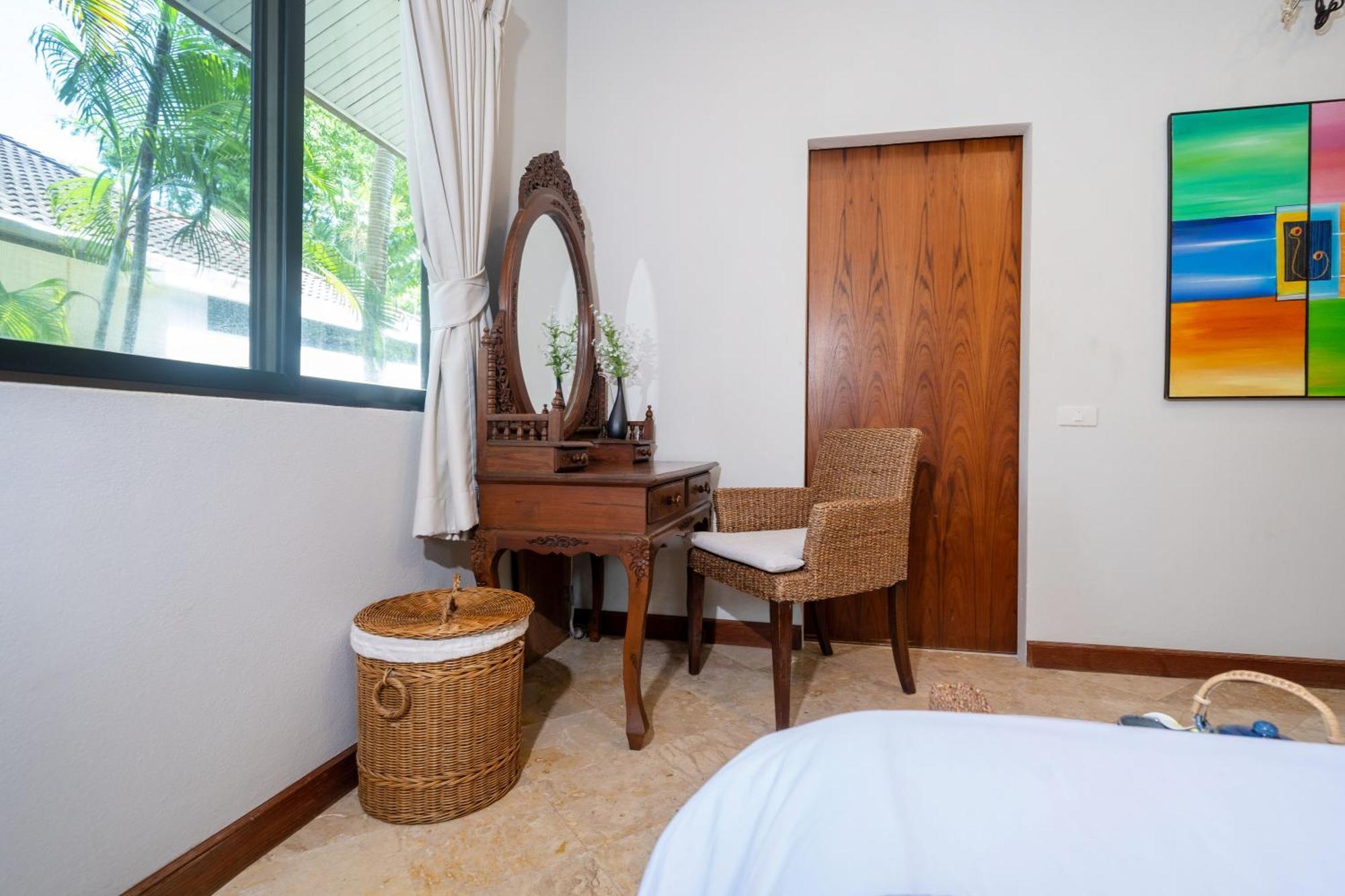 Villa Sanook Dream Nai Harn
