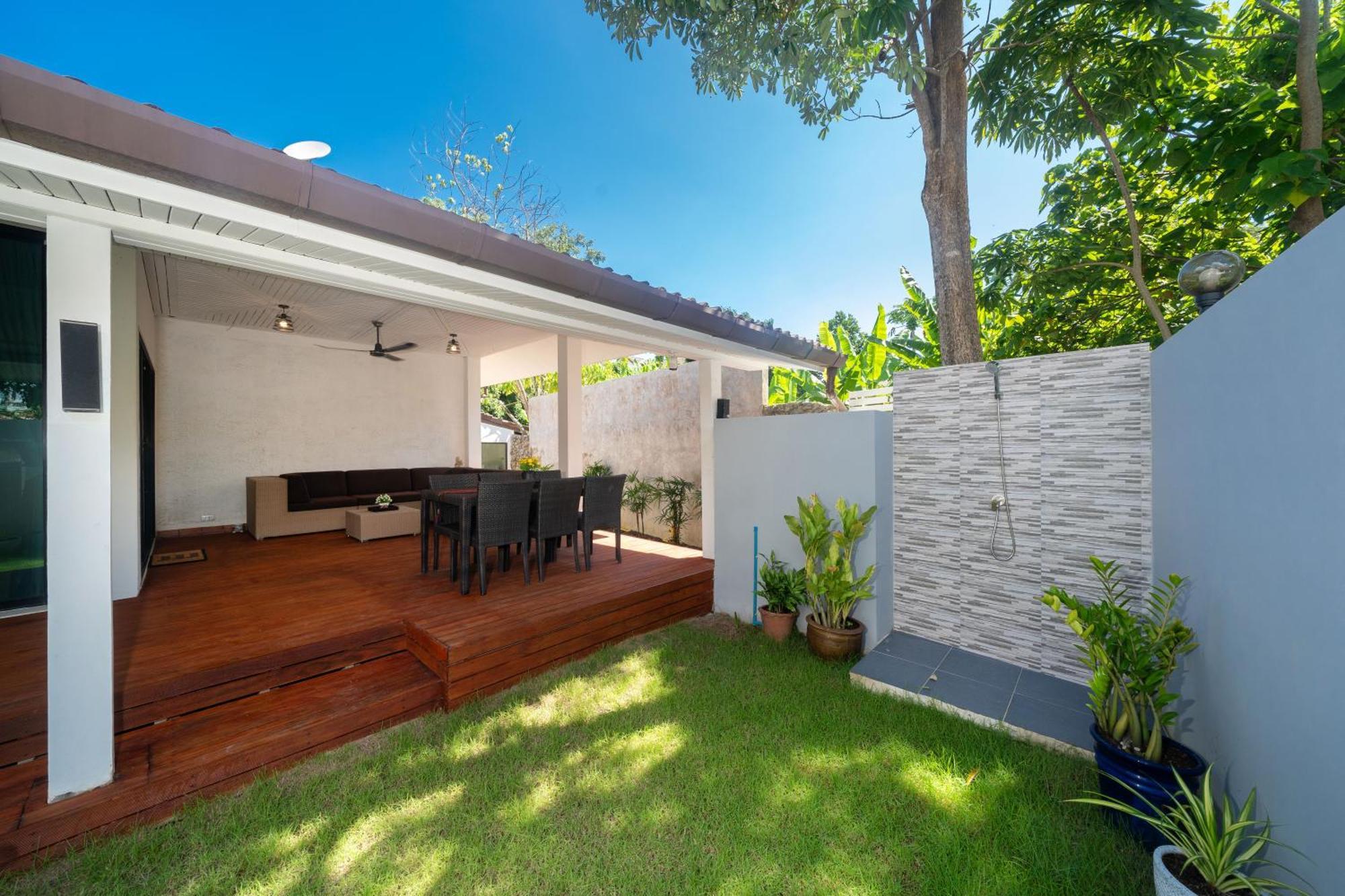 Villa Sanook Dream Nai Harn *