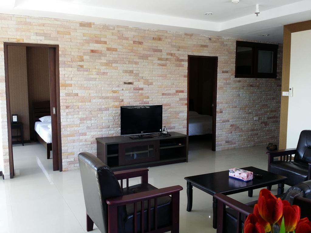 Apartment Tower By United 21 Thailand Patong