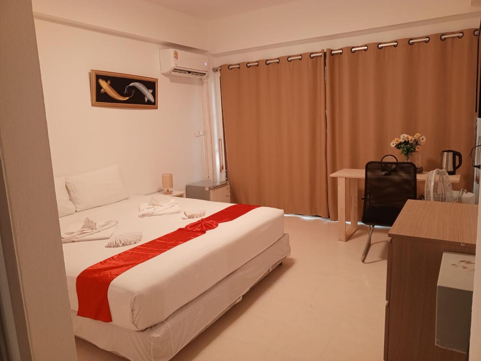 Hotel House & Karon Phuket *