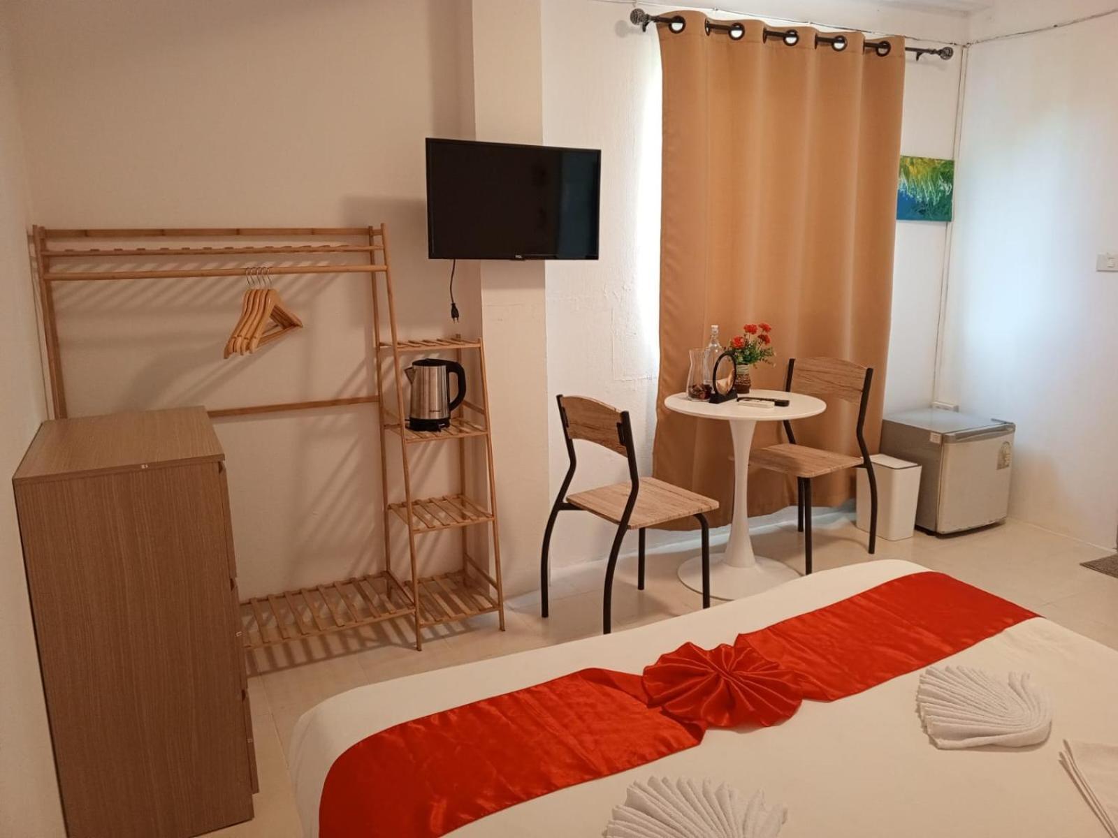 House & Karon Phuket Hotel