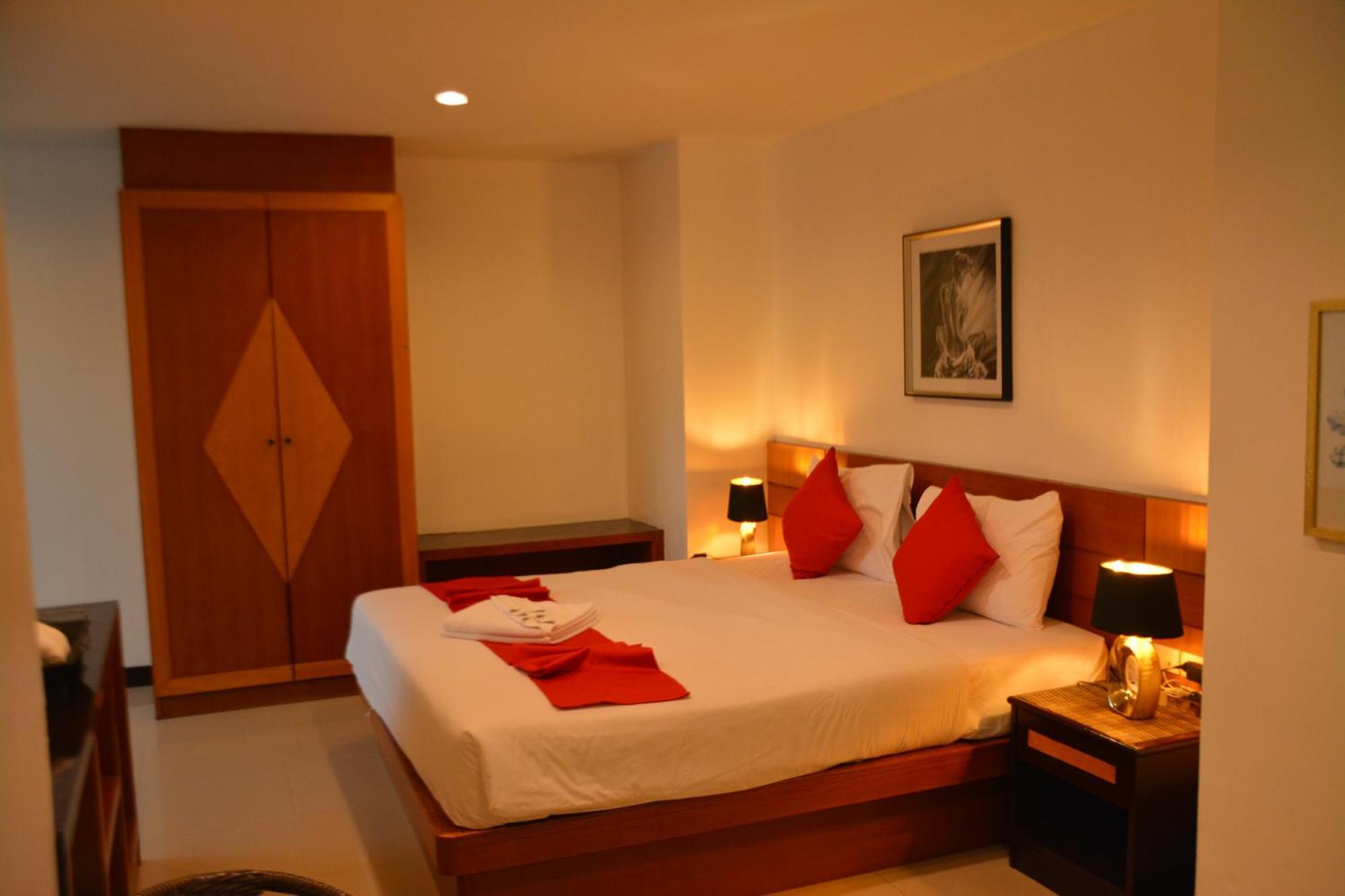 Cocoon Apk & Hotel