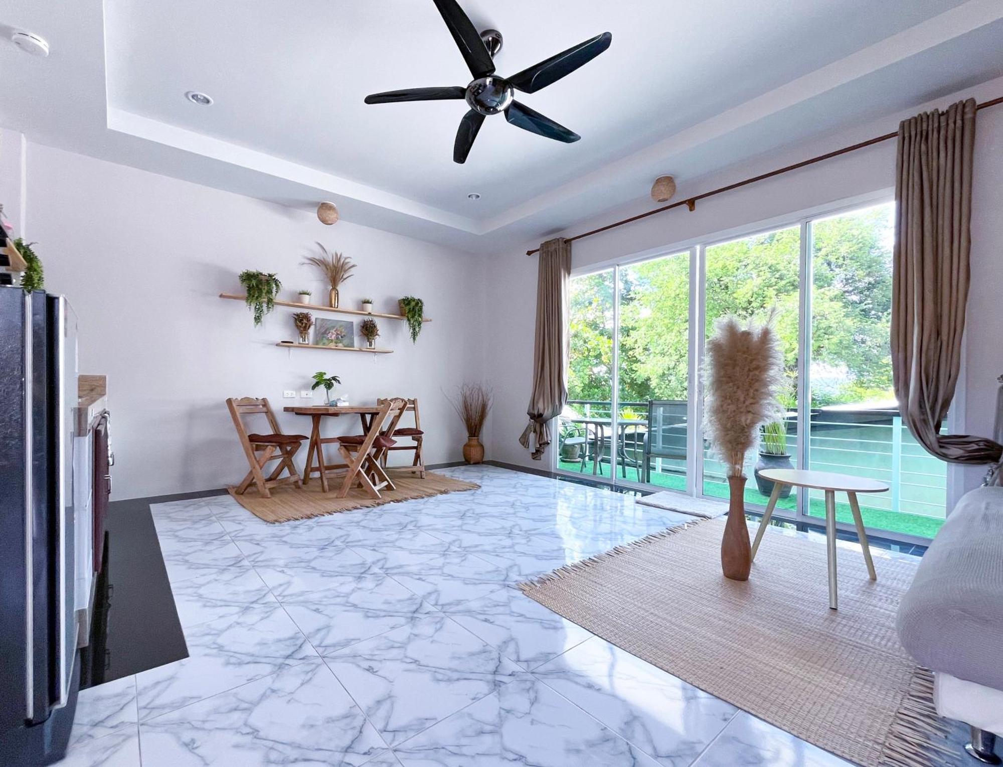 Sea Dreamer Beachfront Apartamento Phuket