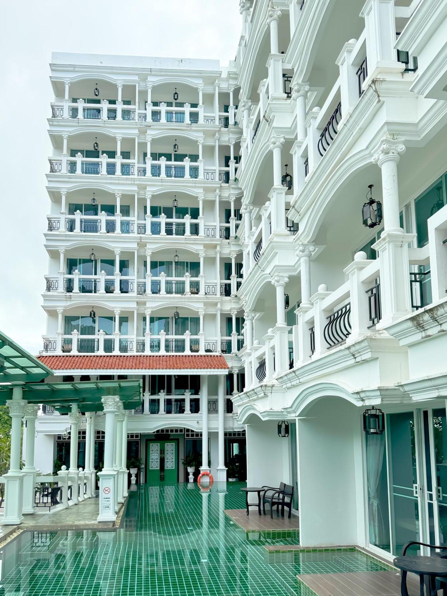 Hotel Grand Supicha - Sha 4*