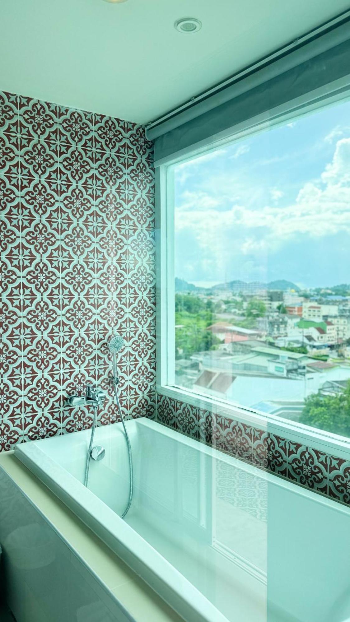 Hotel Grand Supicha - Sha 4*