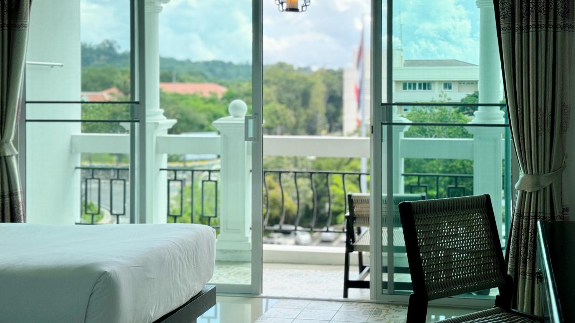 Hotel Grand Supicha - Sha Phuket
