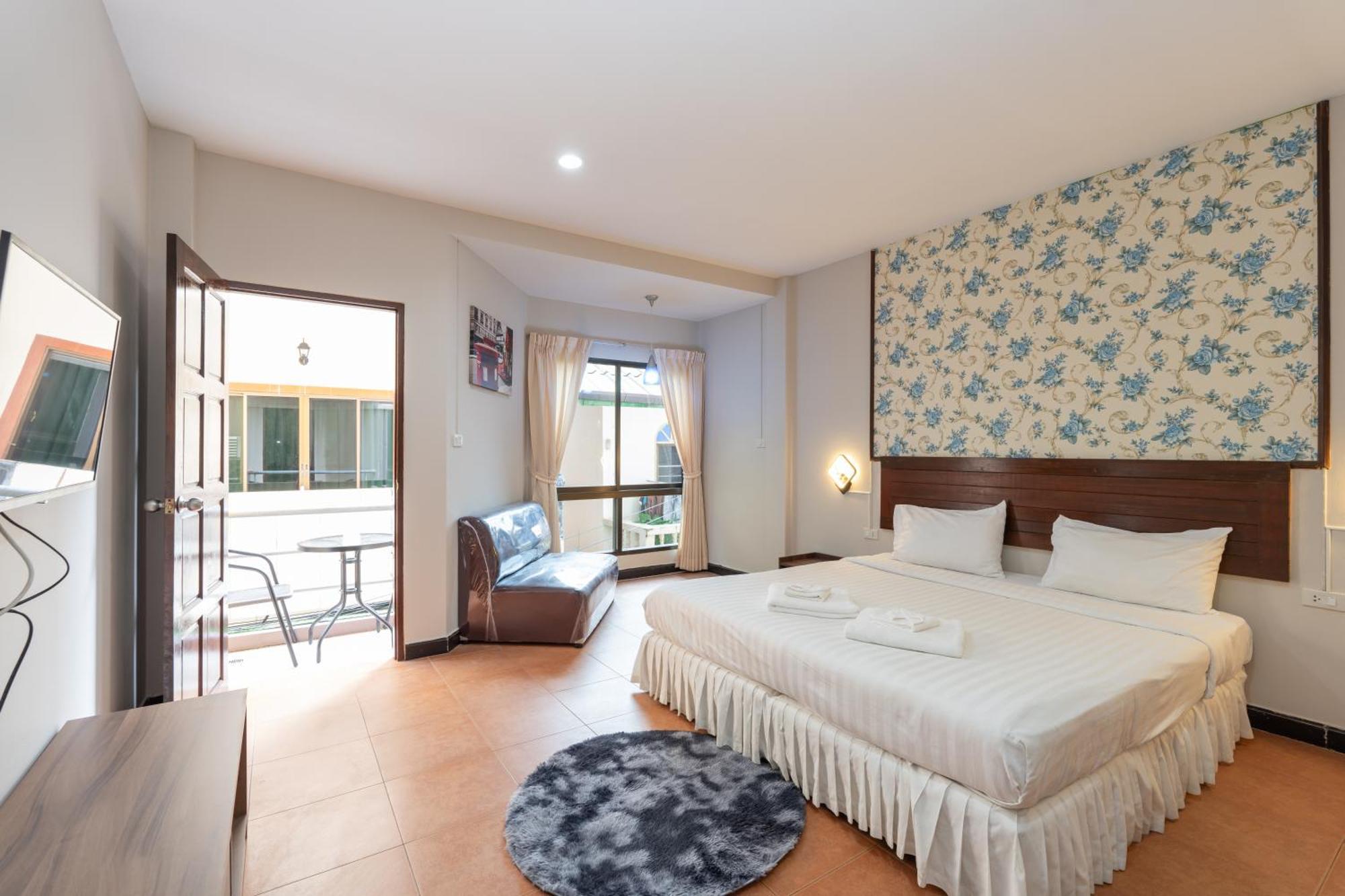 Amarin Hotel 3*
