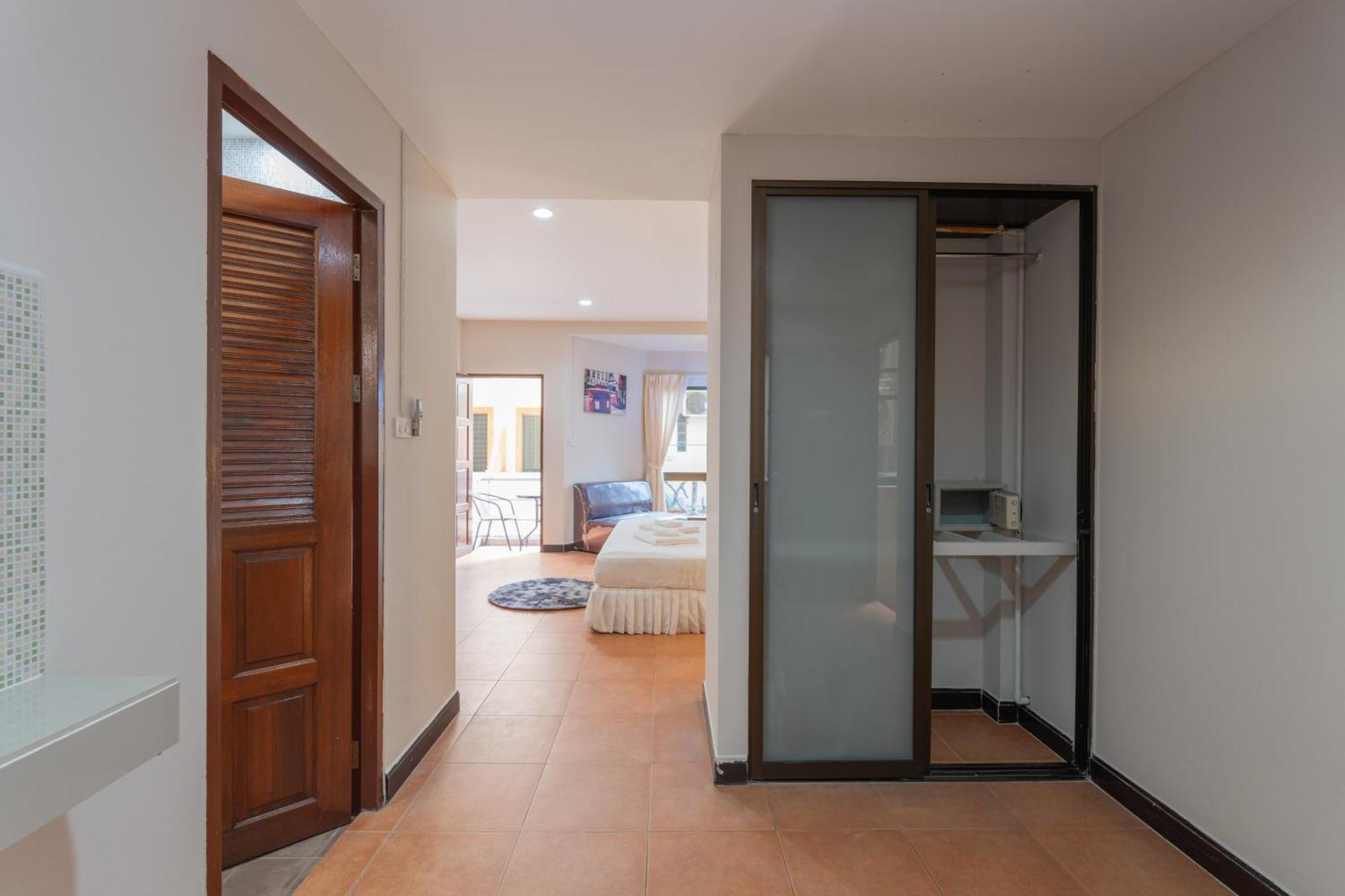 Amarin Hotel 3*