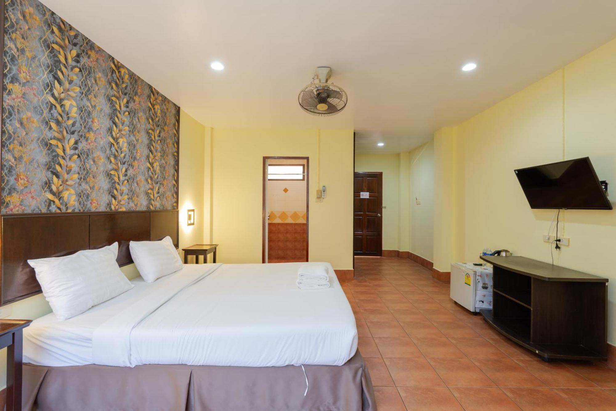 Hotel Amarin Patong