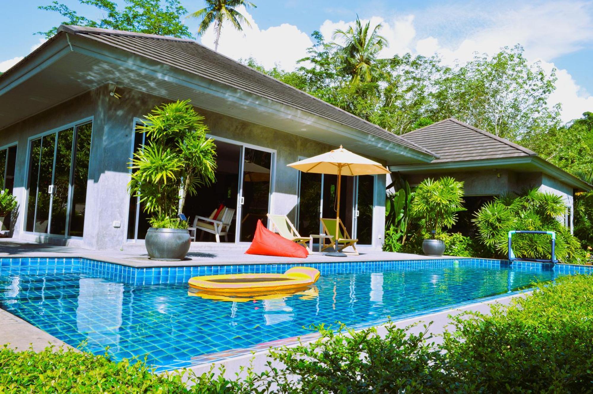 Flora 5/6p Phuket