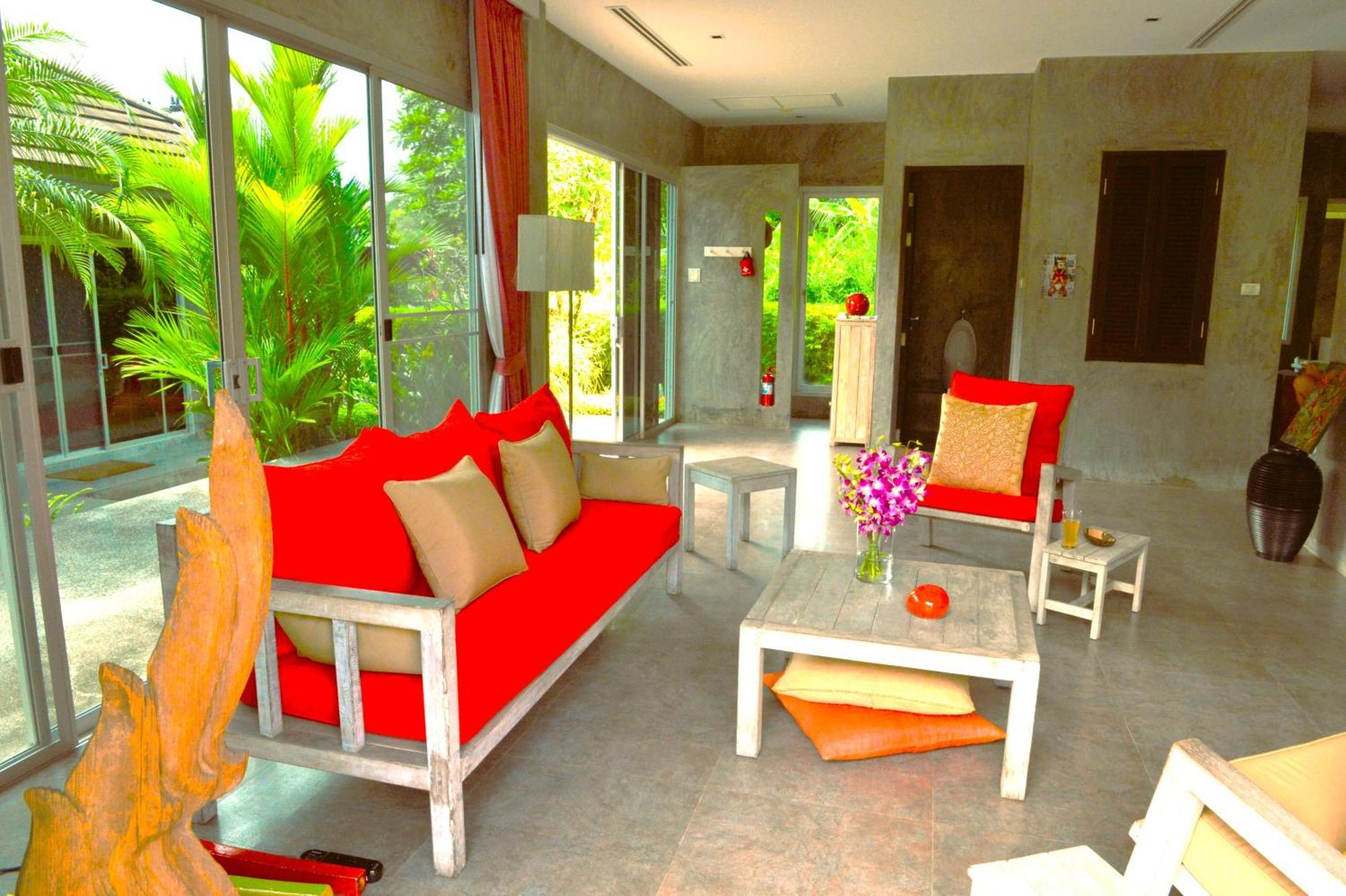 Flora 5/6p * Phuket
