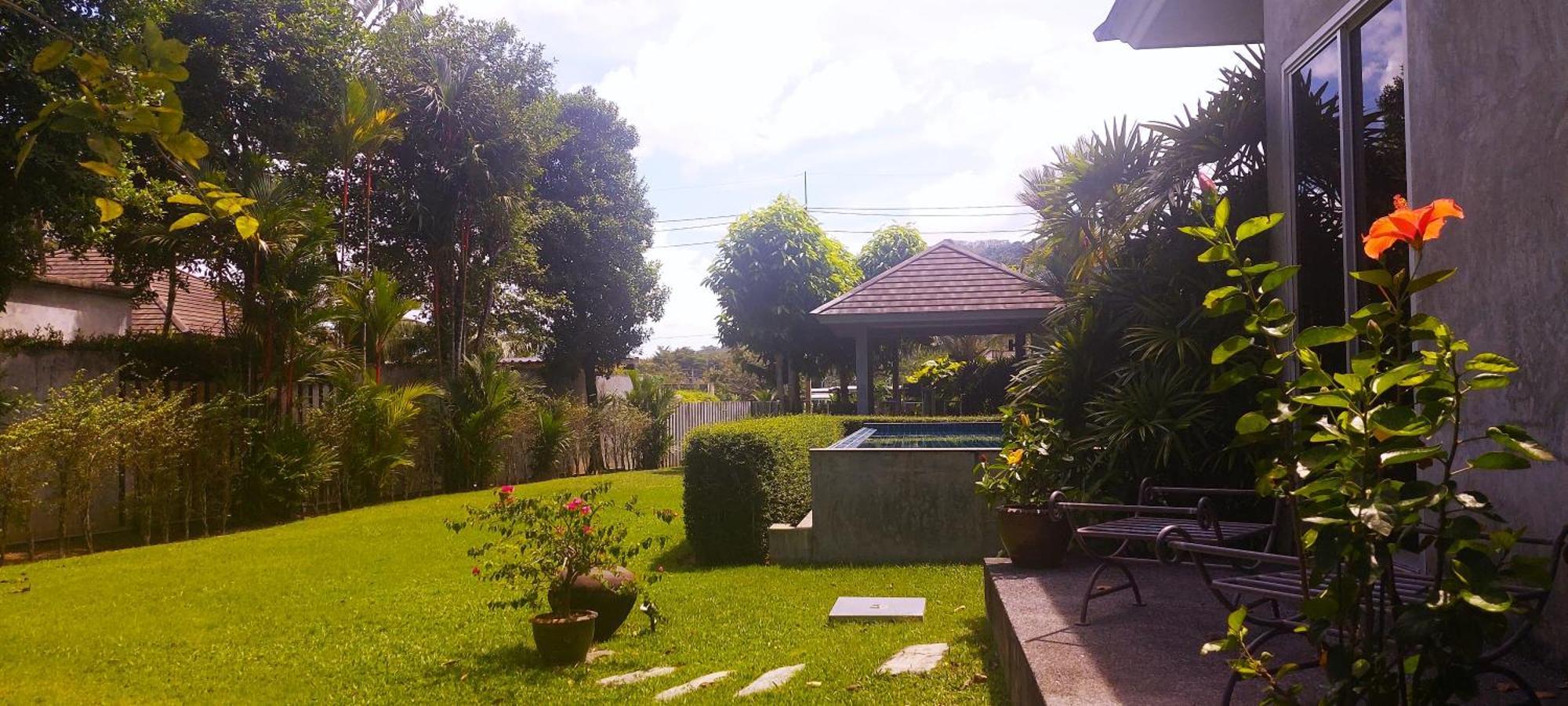 Flora 5/6p * Phuket