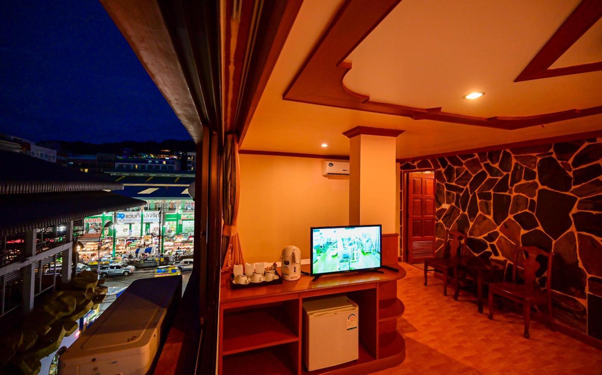 Tiger Complex Hotel 3*