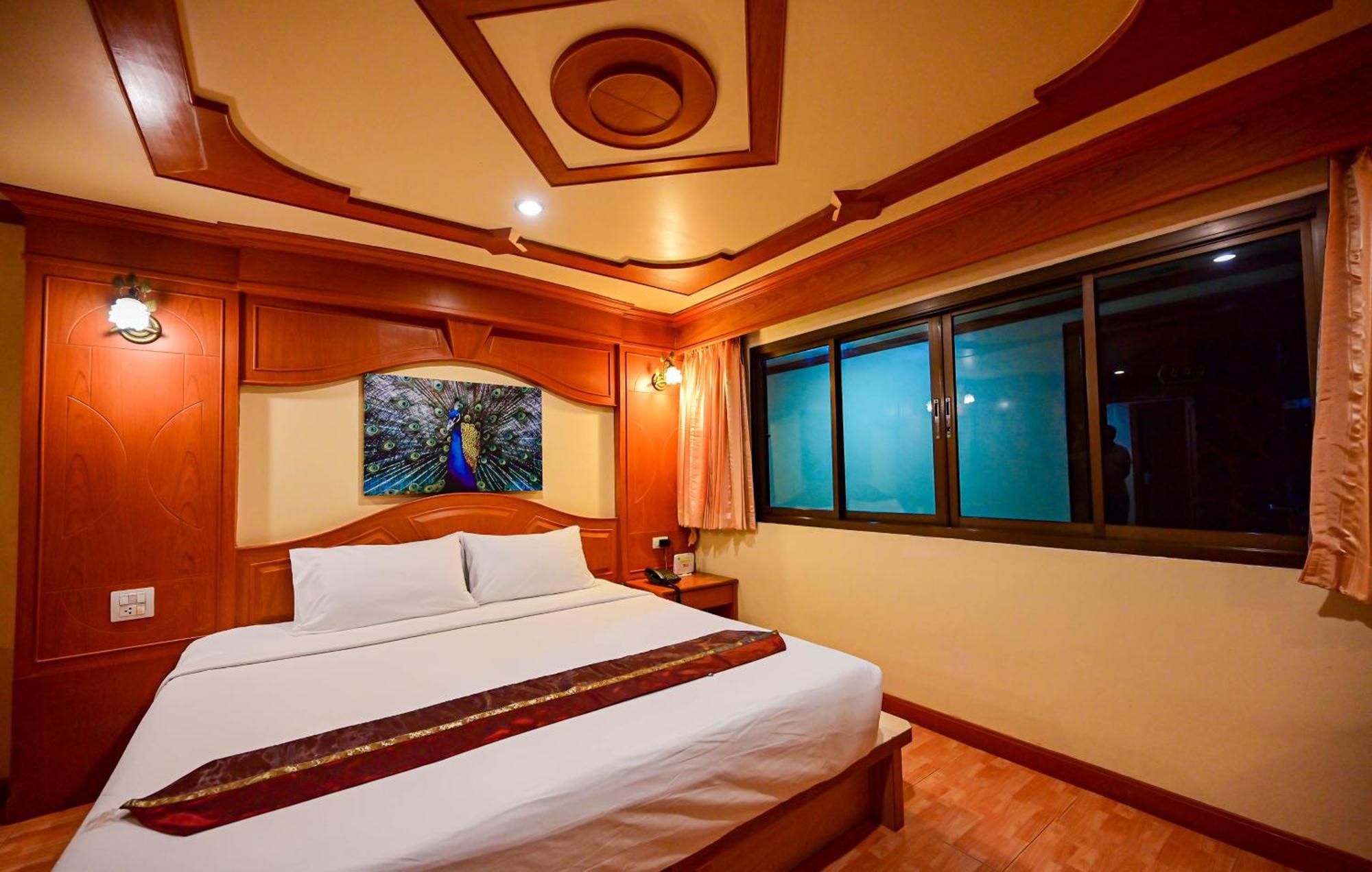 Hotel Tiger Complex 3*