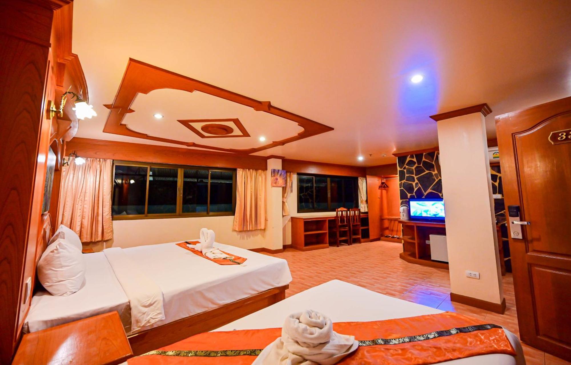 Tiger Complex Hotel 3*
